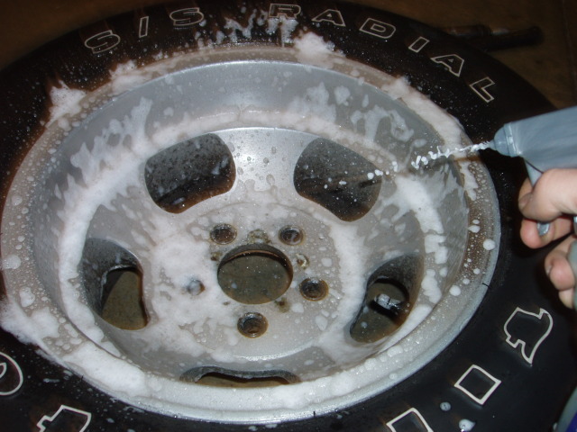 Cleaning wheel